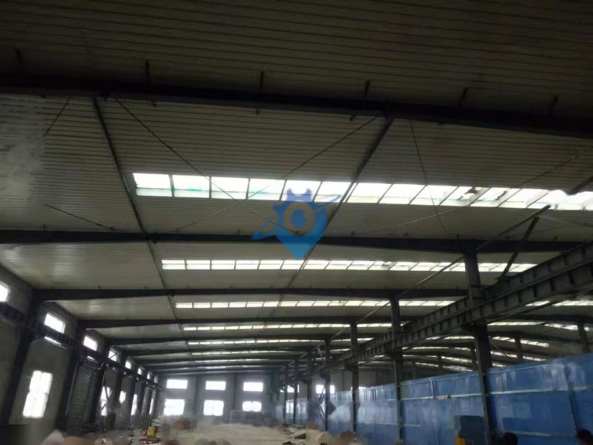 东三环丰产路口往东，交通便利5000平米，可分租可整租