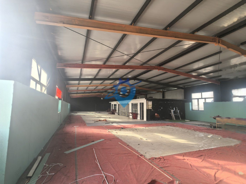 独门独院2000平厂房出租